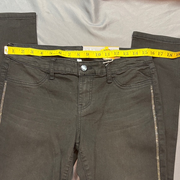 Jennifer Lopez Charcoal/Black Mid-Rise Skinny Jeans Rhinestone Side Stripes NWT - Picture 7 of 12